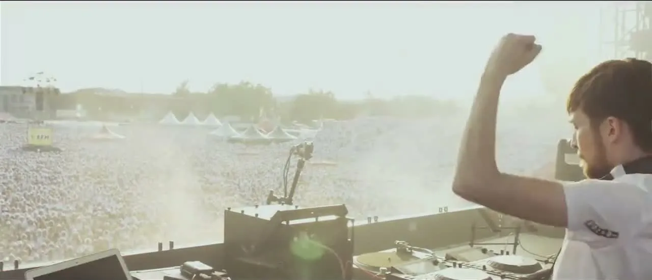 Publikum beim Just White Festival